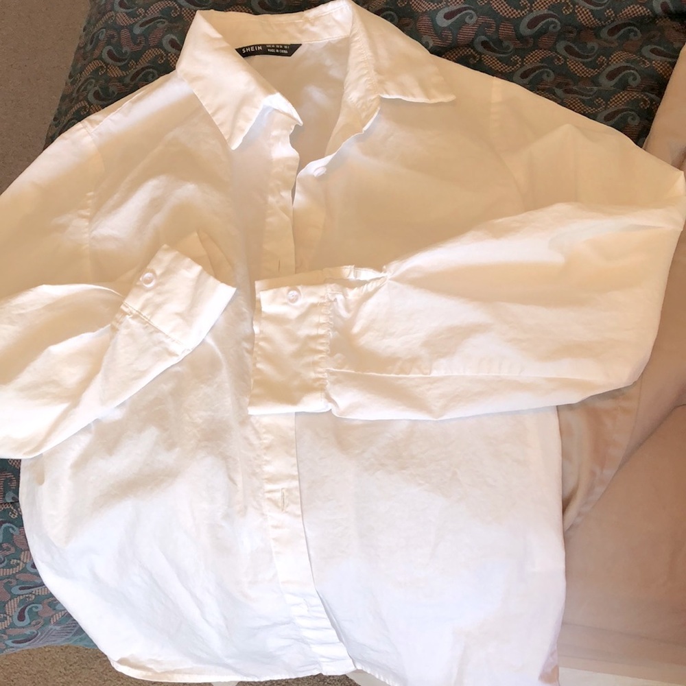 100% cotton XS ladies white button down shirt. SHEIN